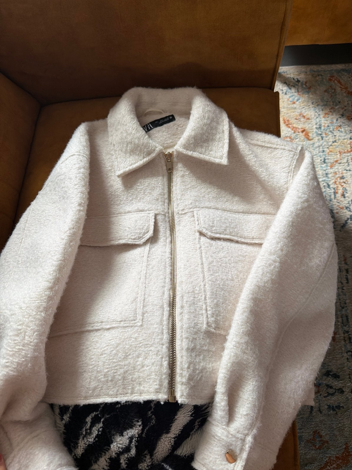 Zara Crème Bouclé Jasje met Rits, Verzenden, Zo goed als nieuw, Maat 42/44 (L), Wit