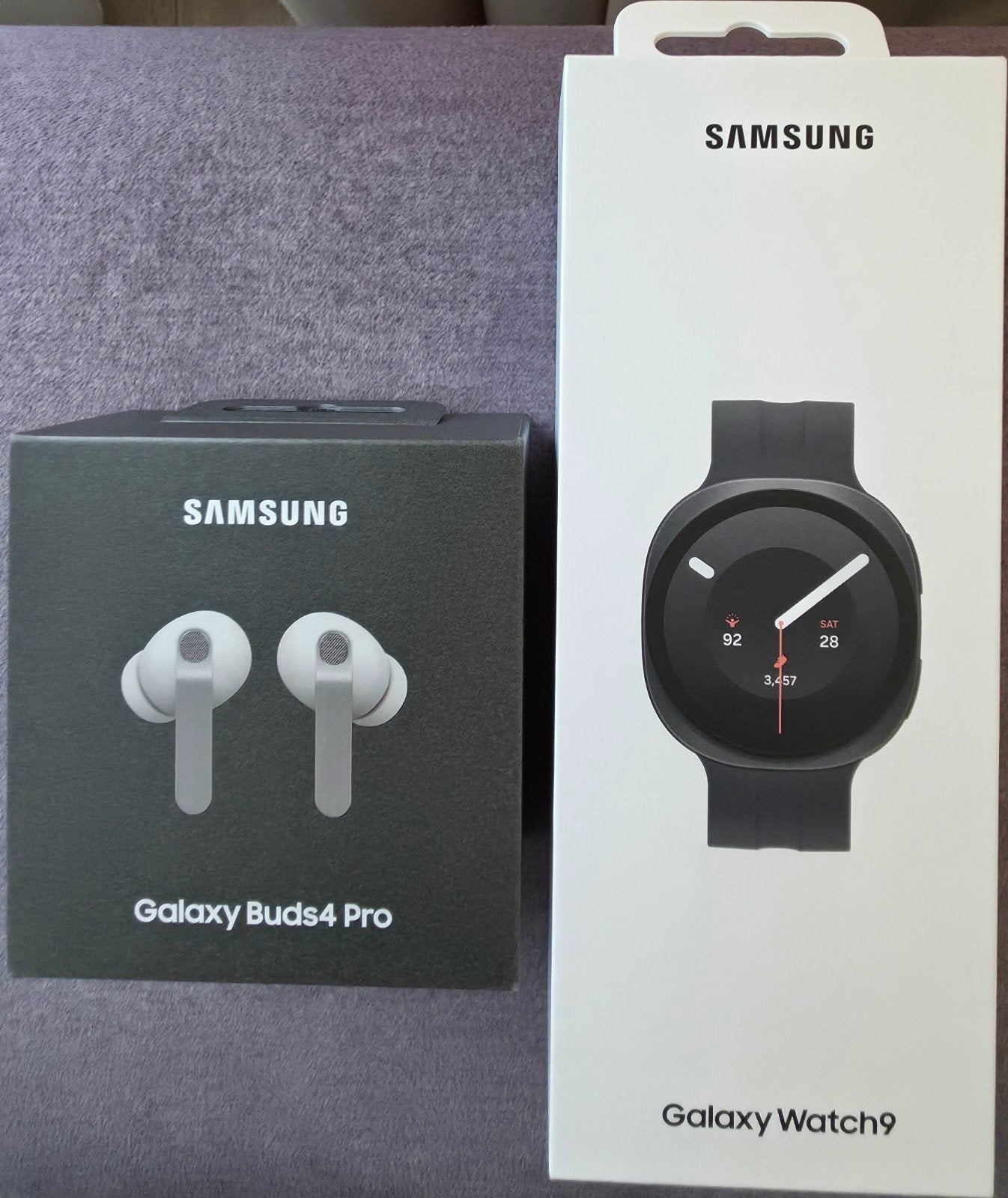 Foto 2 van SAMSUNG BUDS4PRO & WATCH9