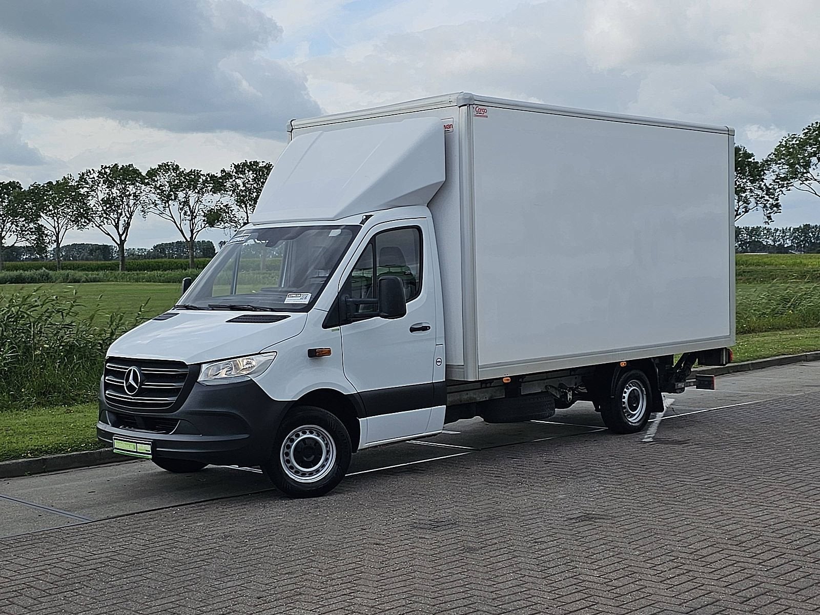 MERCEDES-BENZ SPRINTER 314 bakwagen laadklep!, Automaat, Gebruikt, Euro 6, 143 pk