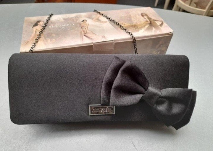 Satijnen clutch met strik van addy van de krommenacker, Ophalen of Verzenden