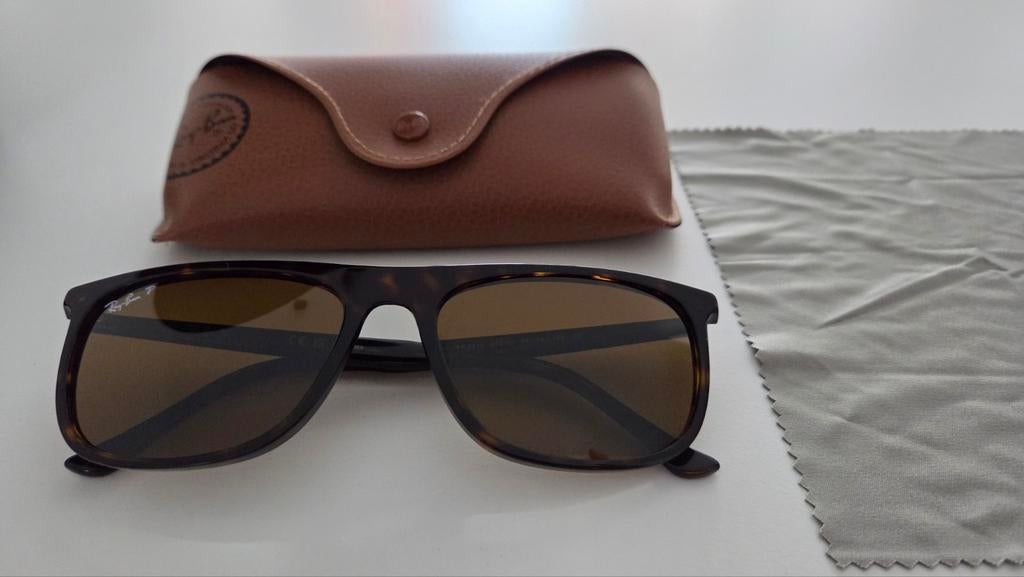 Ray-Ban RB 2216 Gepolariseerd zgan zonnebril, Ophalen, Zo goed als nieuw, Bruin, Ray-Ban