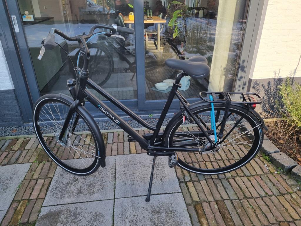 Batavus Dinsdag stadsfiets - Zo goed als nieuw, Fietsen en Brommers, Fietsen | Dames | Damesfietsen, Versnellingen, Batavus, Zo goed als nieuw