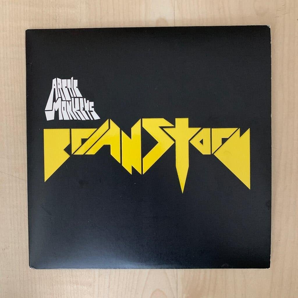 ARTIC MONKEYS Brianstorm Temptation 7" VINYL SINGLE RUG 254, Cd's en Dvd's, 7 inch, Ophalen of Verzenden, Zo goed als nieuw, Indie Rock