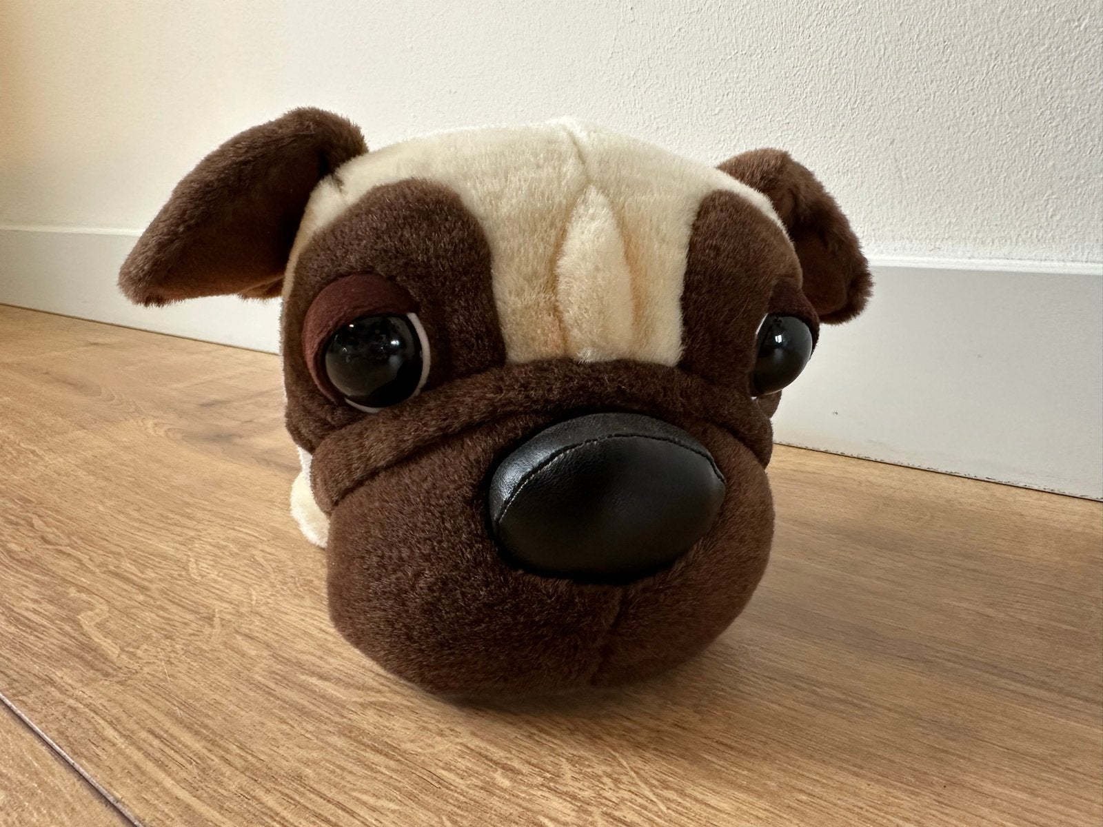 Knuffel van een mopshond of Franse bulldog, als nieuw, Overige merken, Overige karakters, Zo goed als nieuw, Middelgroot (20 tot 80 cm)