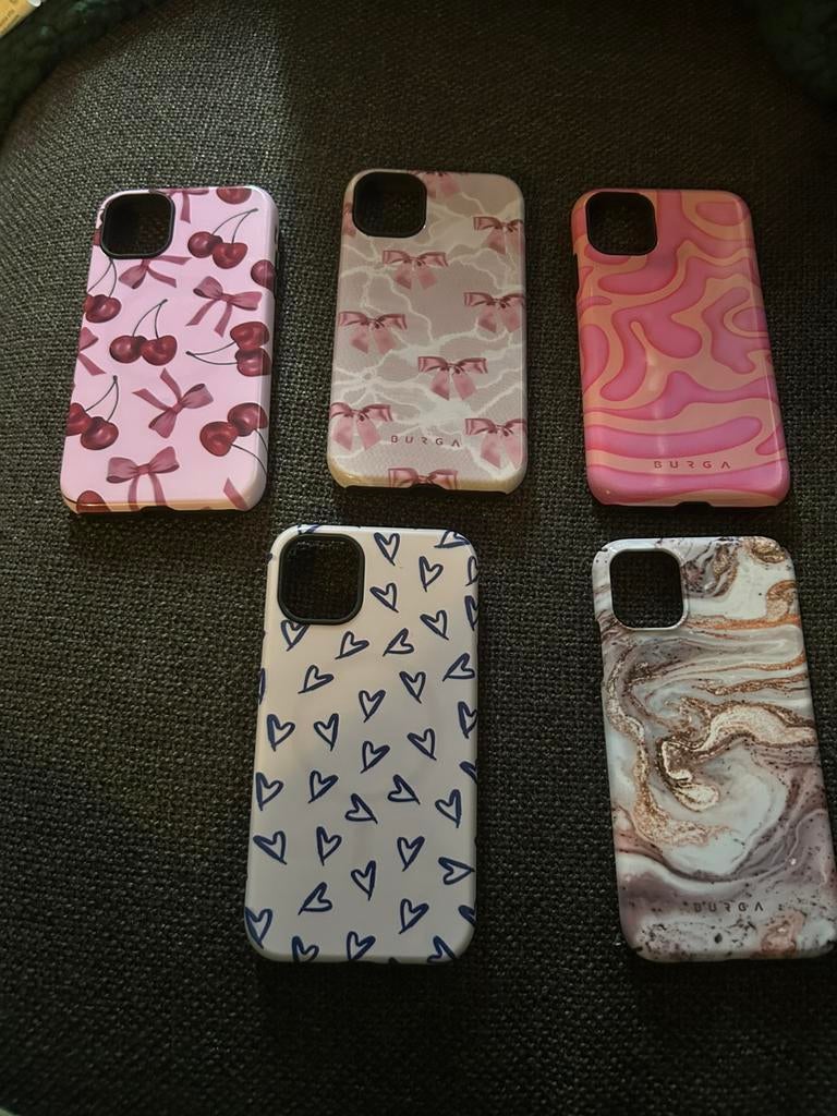 Leuke BURGA hoesjes 5x iphone 11, Ophalen, Zo goed als nieuw, IPhone 11, Hoesje of Tasje