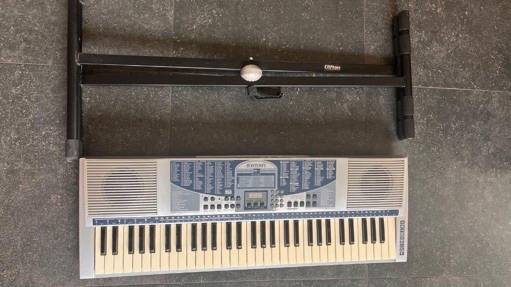 Keyboard, Ophalen of Verzenden, Gebruikt, 61 toetsen, Overige merken