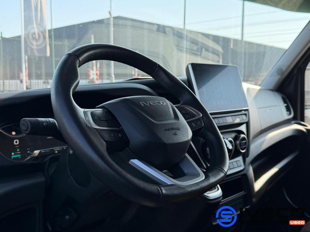 Iveco Daily 35S16V A8 Cruise Control • Automaat • W3520L, Auto's, Automaat, Gebruikt, Bedrijf, Diesel