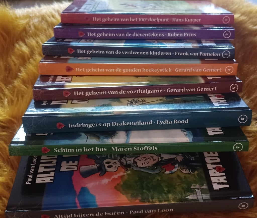 8 x serie boeken taptoe, Ophalen of Verzenden