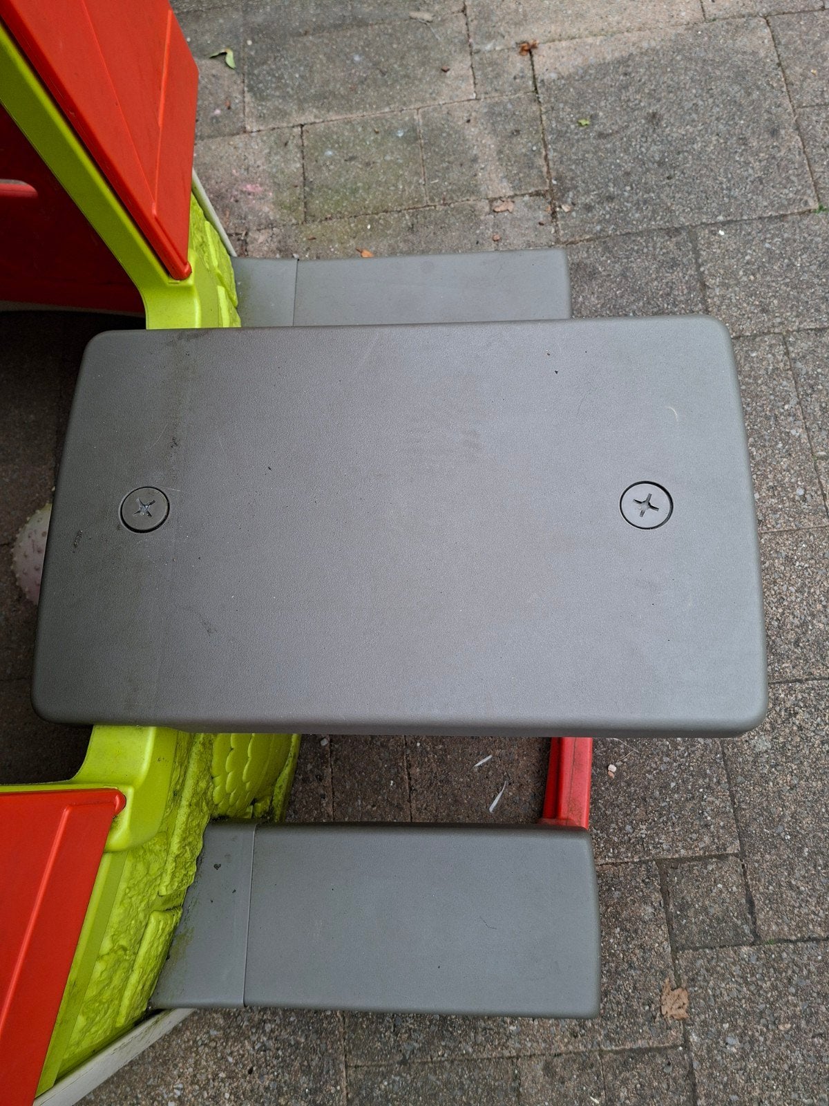 Smoby Picknicktafel voor speelhuisje, Kinderen en Baby's, Speelgoed | Buiten | Speeltoestellen, Ophalen, Gebruikt, Overige typen