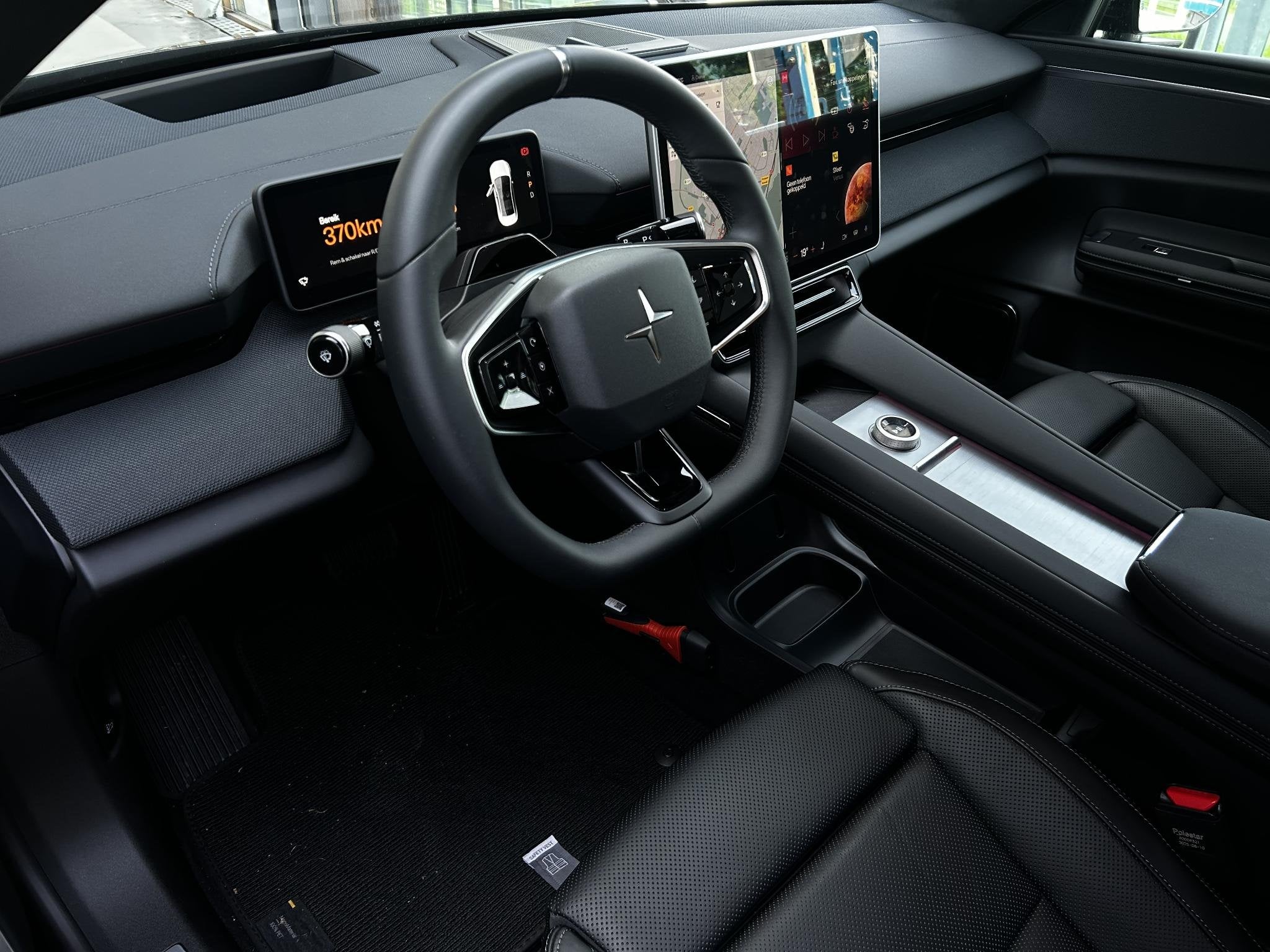 Polestar 4 Long Range Dual motor Performance Prime 100 kWh /, Automaat, Vierwielaandrijving, 2330 kg, SUV of Terreinwagen