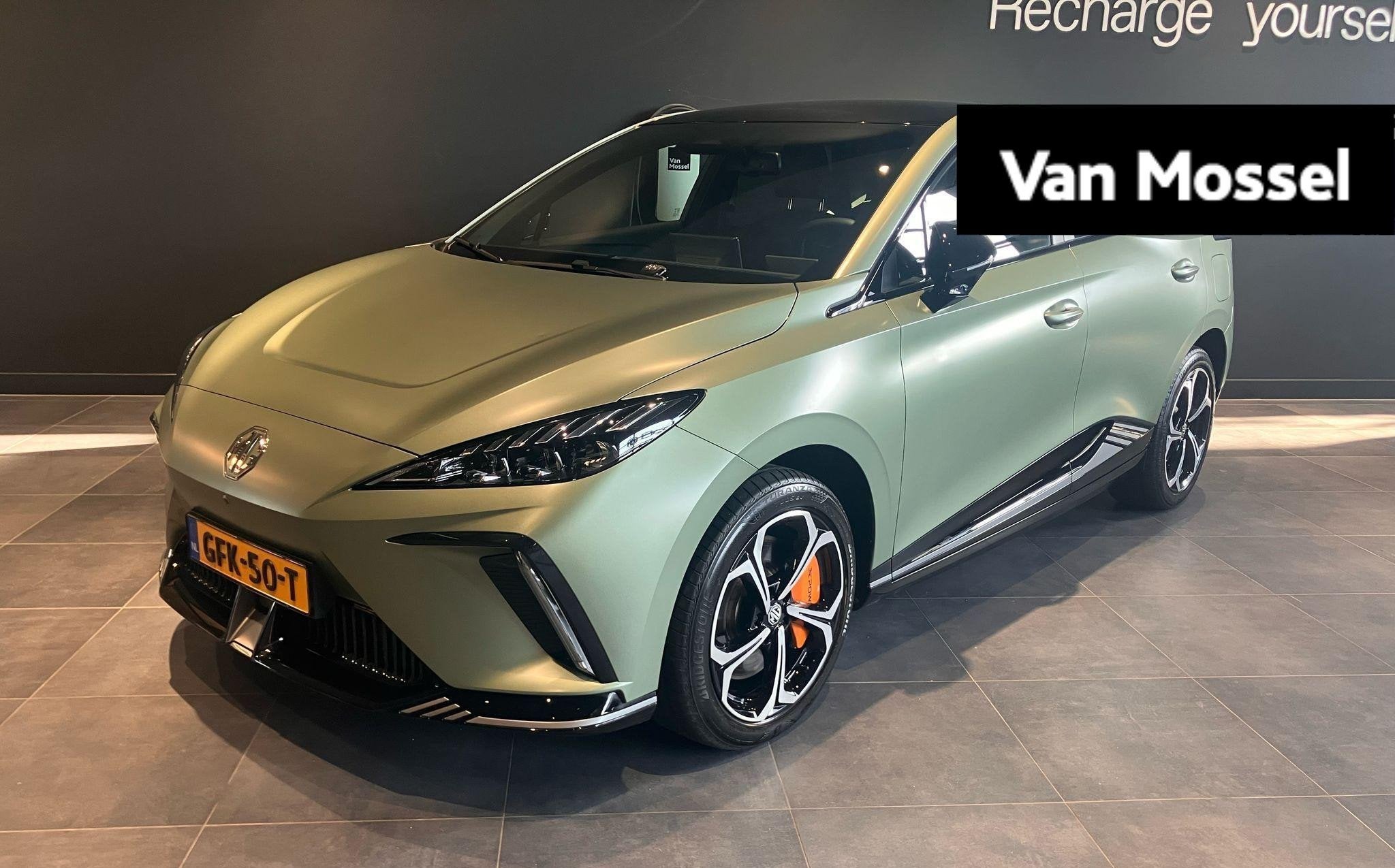 MG 4 XPower AWD 435pk 64kWh | Hunter Mat Green | Led Koplamp, Automaat, 12 maanden, 435 pk, Gebruikt