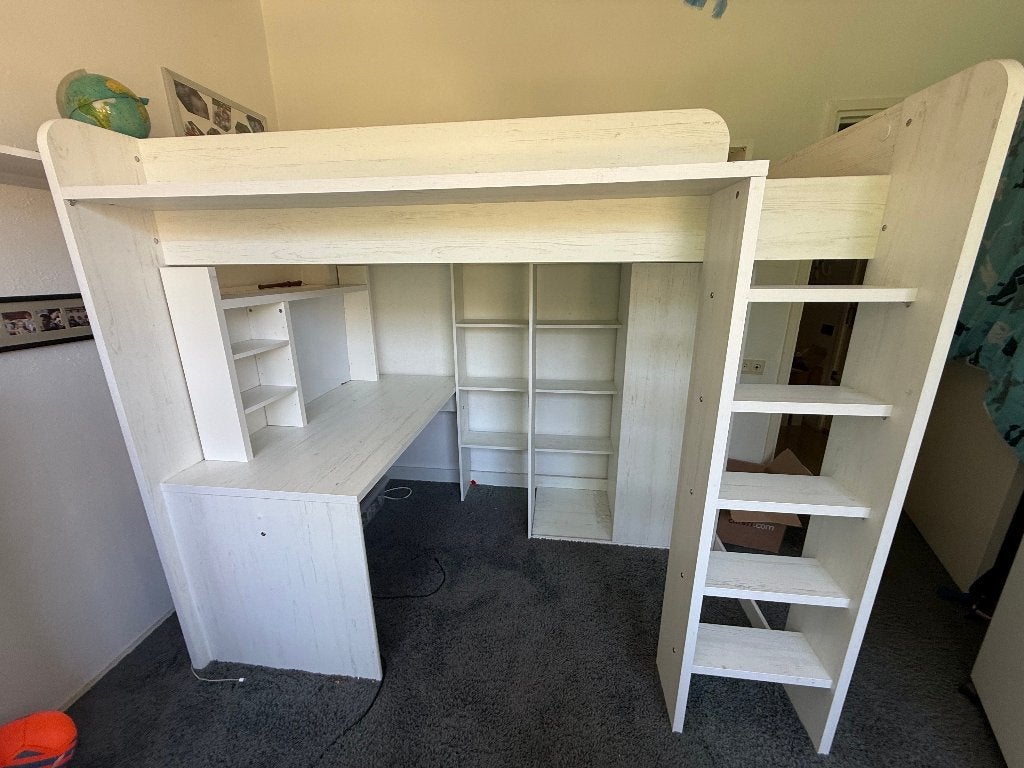 Mooie witte Essenhoute hoogslaper, Kinderen en Baby's, Kinderkamer | Stapelbedden en Hoogslapers, Ophalen, Zo goed als nieuw, Hoogslaper