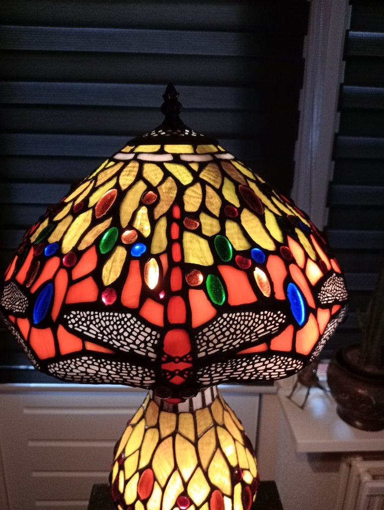 Tiffany libelle tafellamp  glas in lood, Ophalen