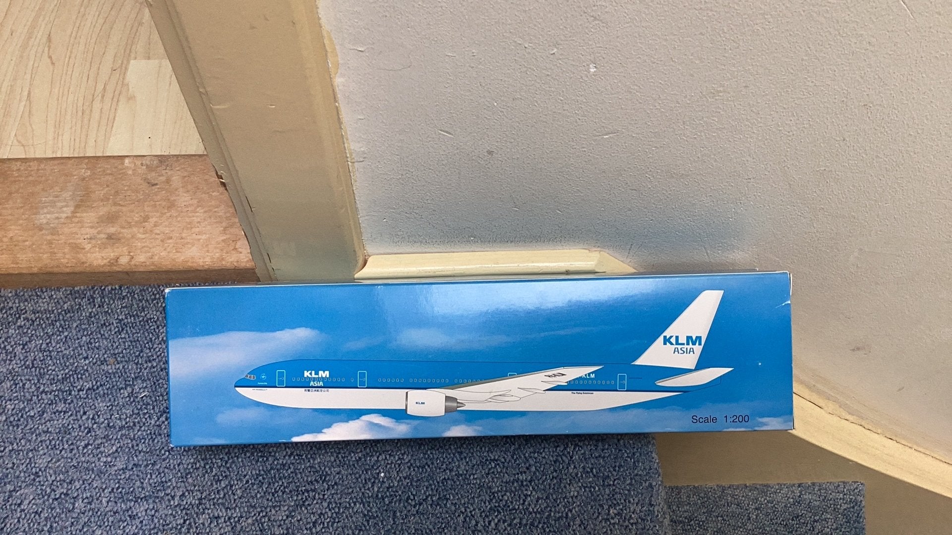KLM Boeing 777=200 schaal 1:200, Verzamelen, Ophalen of Verzenden, Zo goed als nieuw, Schaalmodel