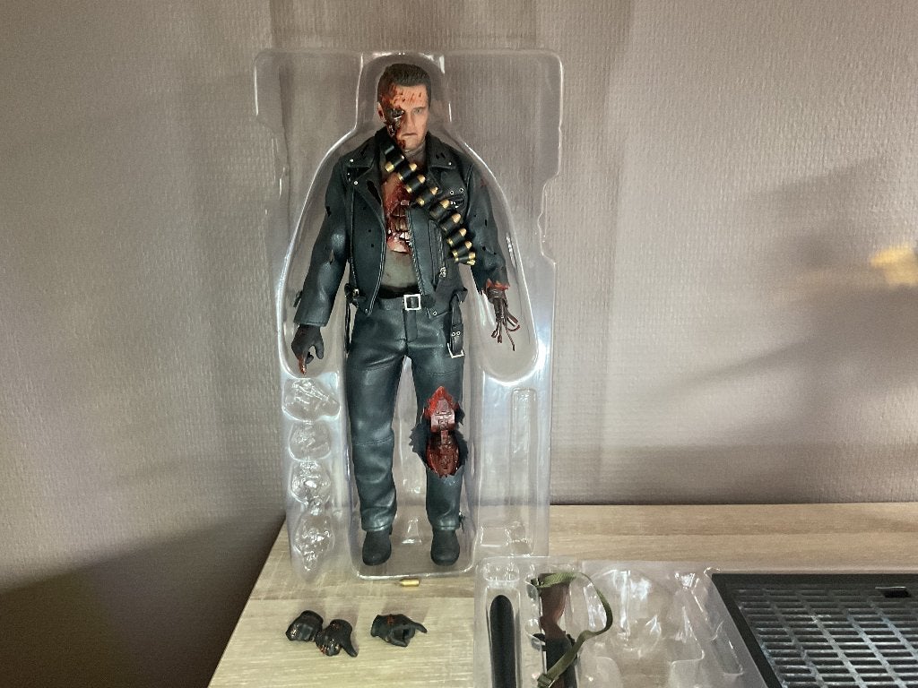 Terminator present toys 90% compleet 1/6 Met doos, Ophalen, Zo goed als nieuw, Actiefiguur of Pop
