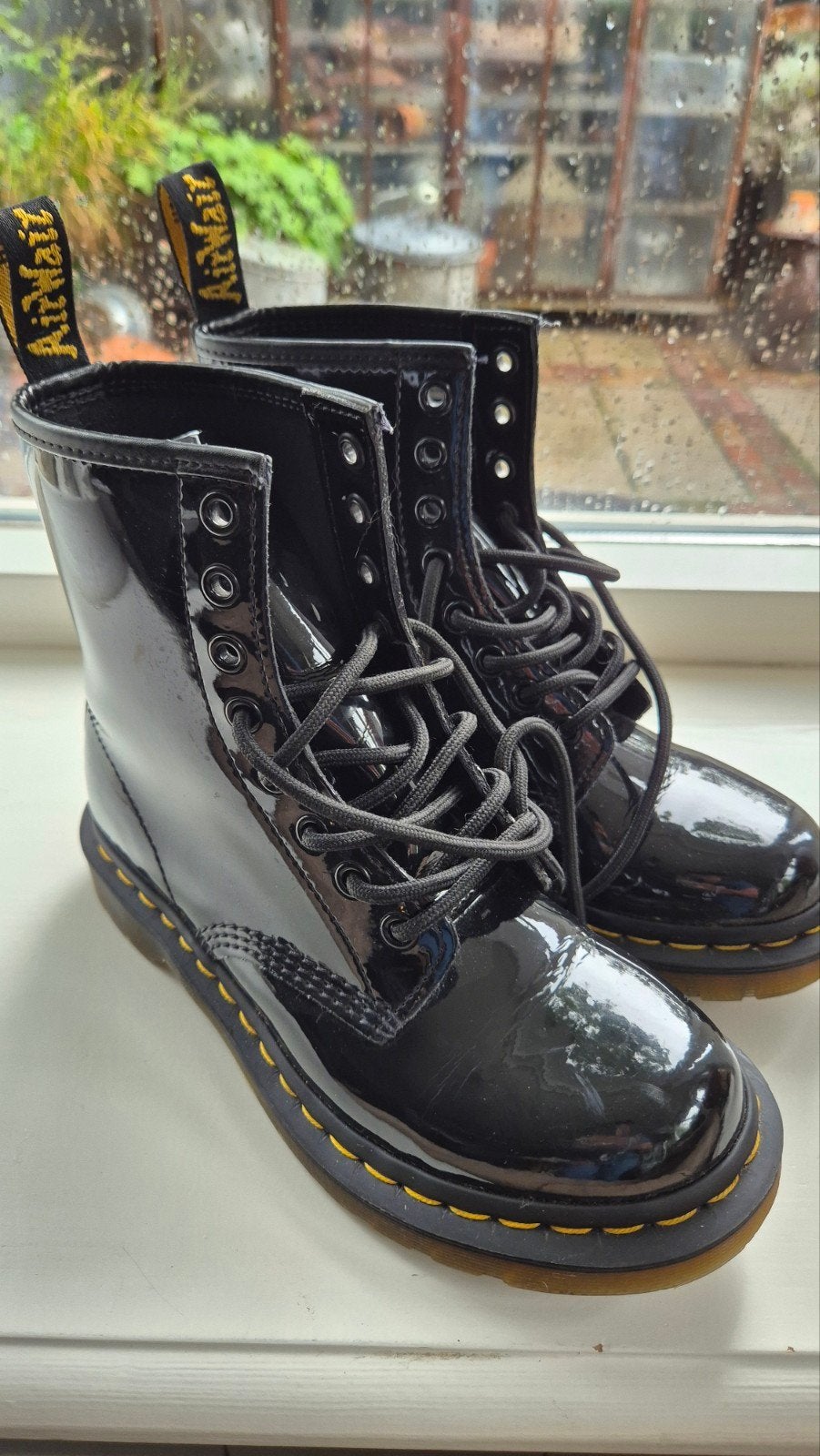 Dr. Martens lakleren laarzen - Maat 37, Kleding | Dames, Schoenen, Zwart, Lage of Enkellaarzen, Ophalen of Verzenden, Dr. Martens