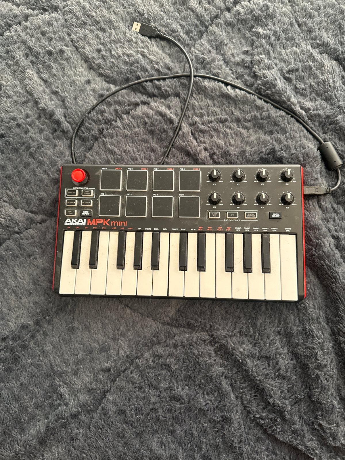 AKAI MPK Mini MIDI-keyboard controller