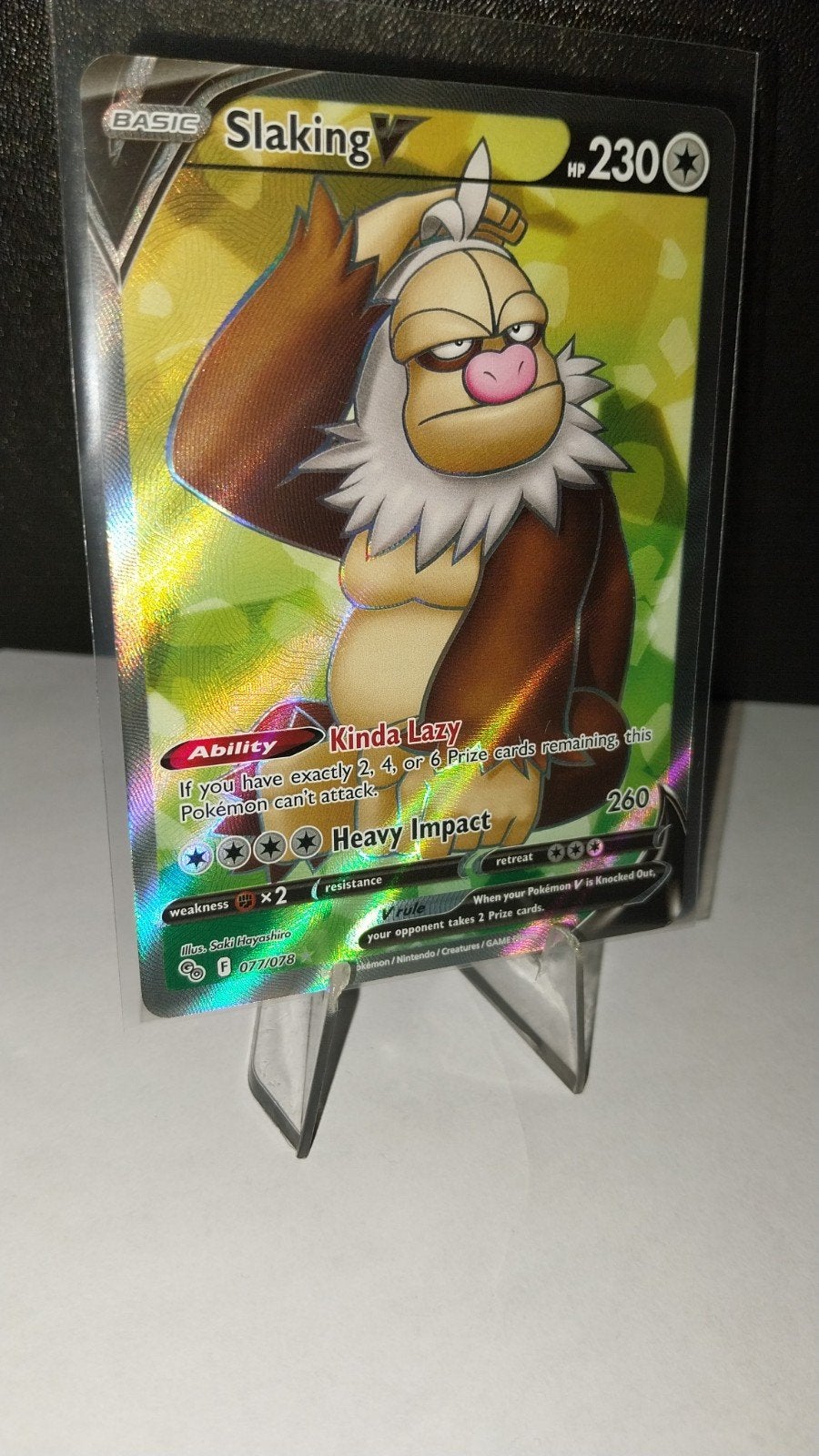 Slaking V (077/078) Pokémon GO, Hobby en Vrije tijd, Ophalen of Verzenden, Zo goed als nieuw, Losse kaart, Foil