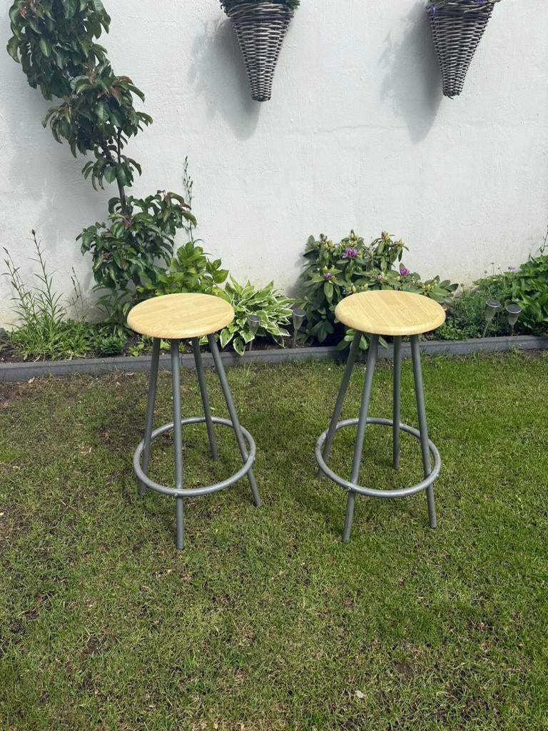 Barkrukken, Huis en Inrichting, Barkrukken, 4 krukken, Ophalen, Zo goed als nieuw, 60 tot 90 cm