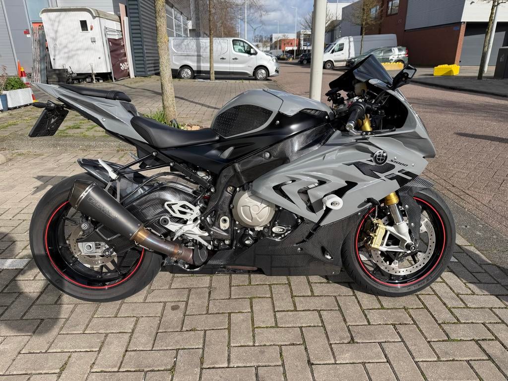 BMW S1000RR 2016 FULL OPTIONS Grote beurt gehad, 4 cilinders, Motorrijbewijs A, Handvatverwarming, Super Sport
