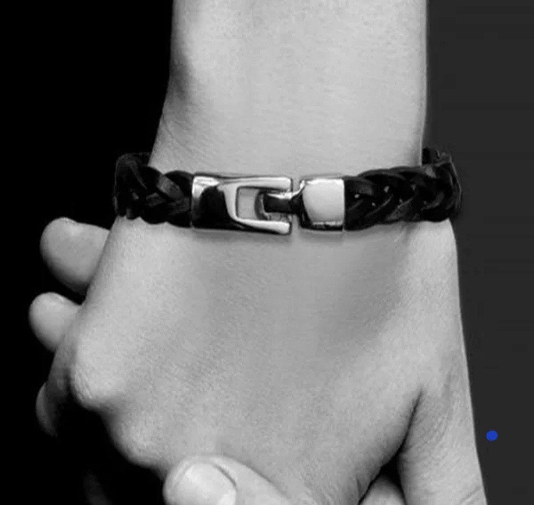 Stoere Leren Armband - 20cm, Sieraden, Tassen en Uiterlijk, Armbanden, Ophalen of Verzenden, Nieuw, Zwart, Leer