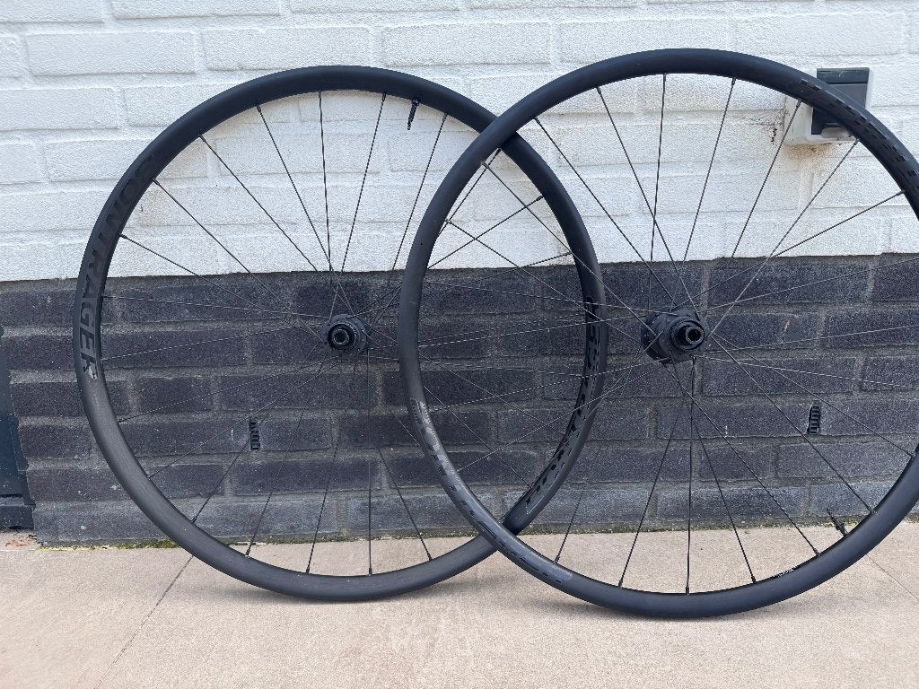 Paradigm 25 wielset, Fietsen en Brommers, Fietsonderdelen, Gebruikt, Gravelbike, Bontrager, Aluminium