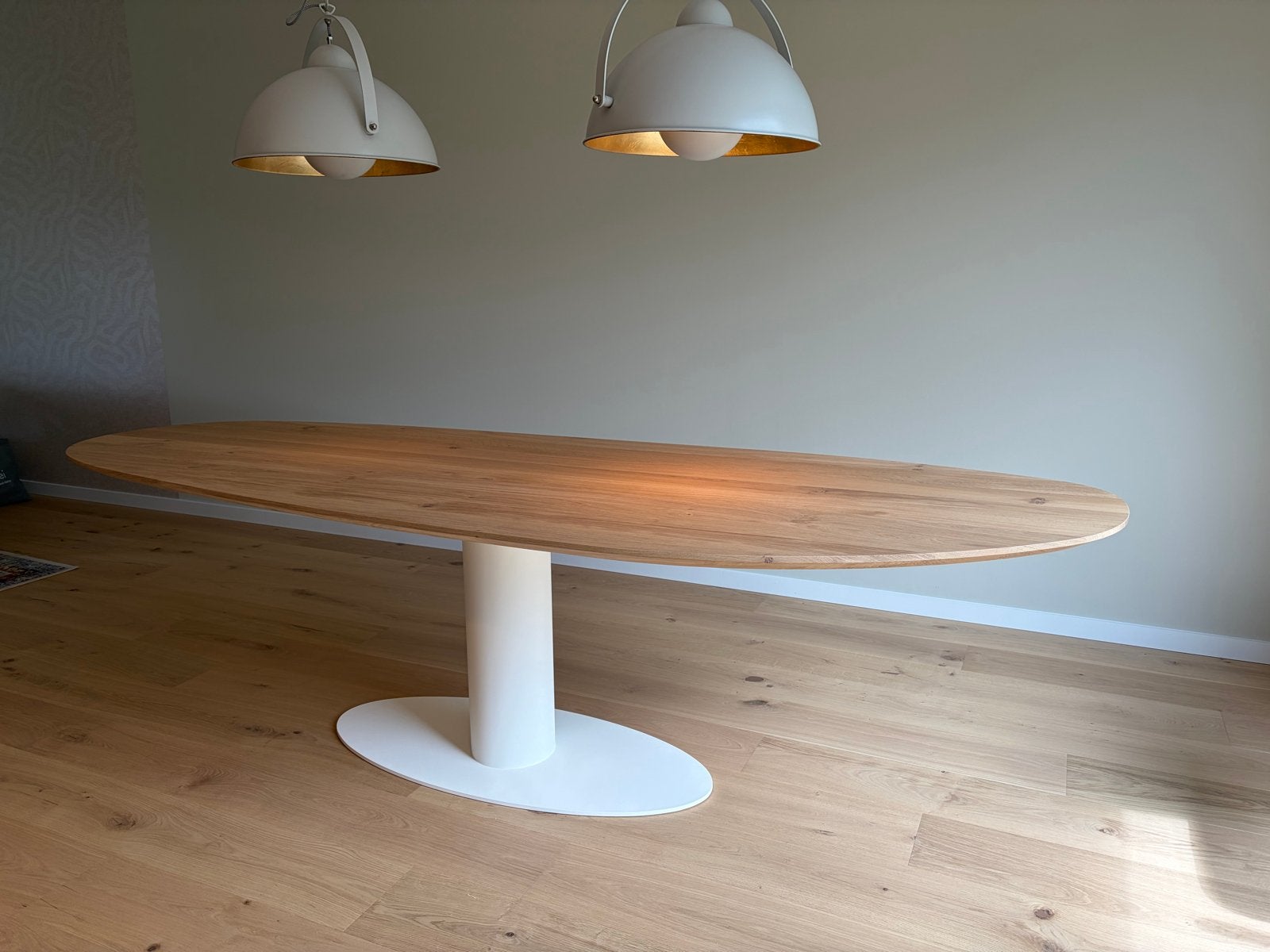 Nieuwe Table du Sud eettafel, geborsteld hout, organisch, Huis en Inrichting, Tafels | Eettafels, Ophalen, 100 tot 150 cm, Overige vormen
