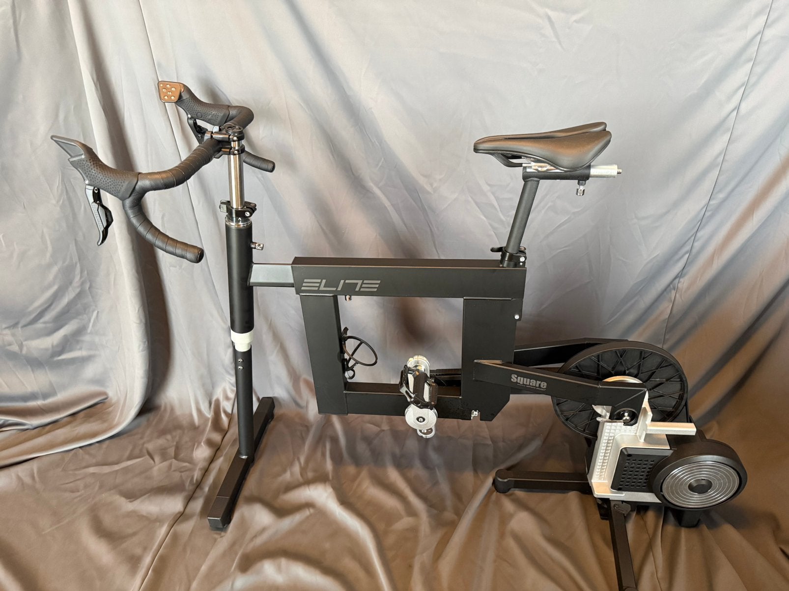 Elite square smart frame + elite avanti trainer, Sport en Fitness, Wielrennen, Ophalen, Zo goed als nieuw, Overige typen