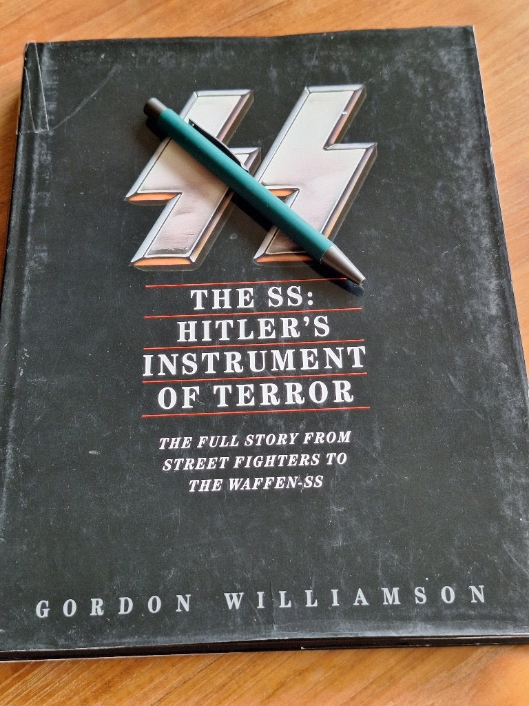 The SS: Hitler's Instrument of Terror - Gordon Williamson, Tweede Wereldoorlog, Ophalen of Verzenden, Zo goed als nieuw, Gordon Williamson