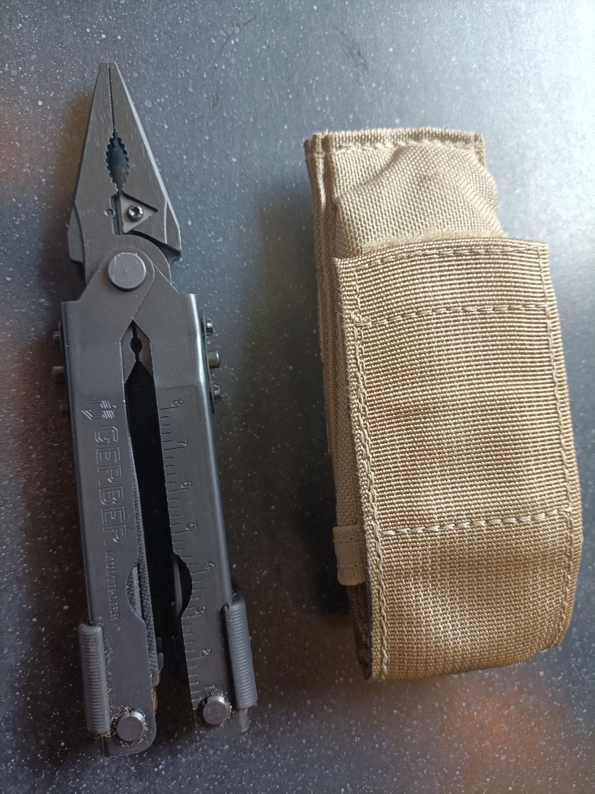Gerber Multiplier 600 Combitang - Nieuw met foedraal, Verzamelen, Militaria | Algemeen, Ophalen of Verzenden