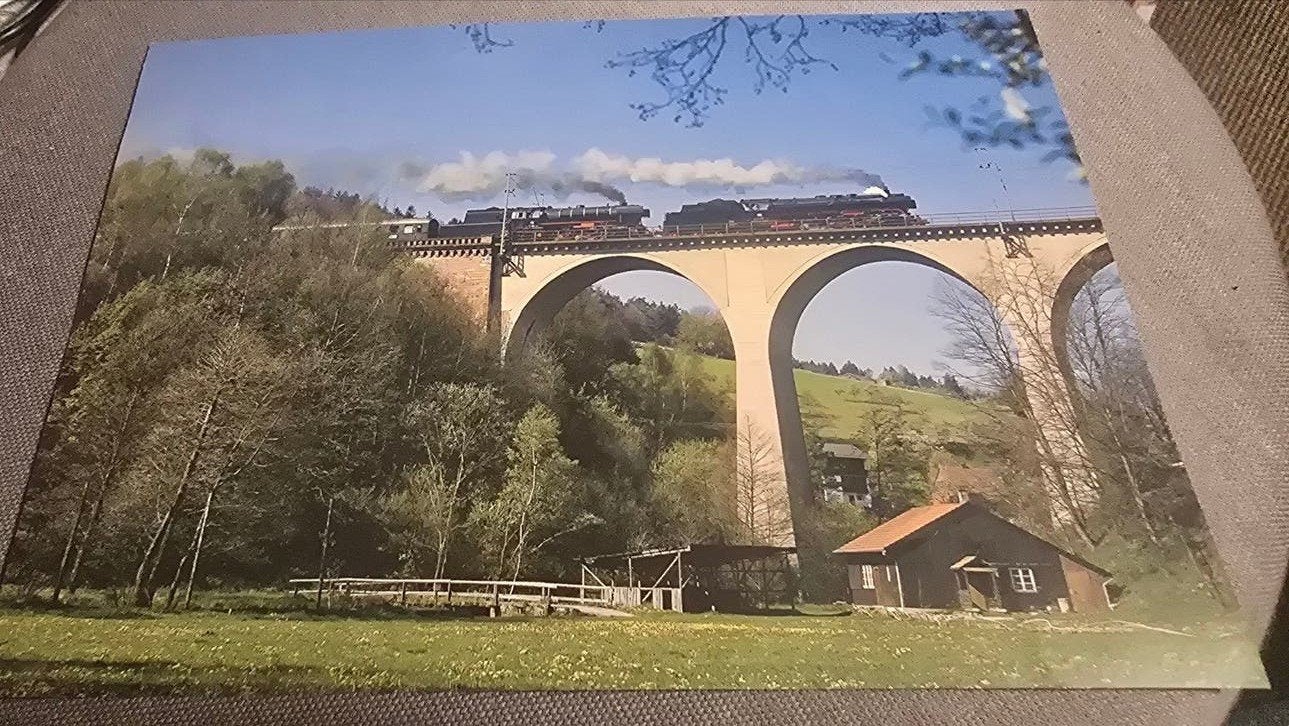 Afbeelding Trein op Viaduct - 150 Jaar Duitse Spoorwegen, Ophalen of Verzenden, Trein