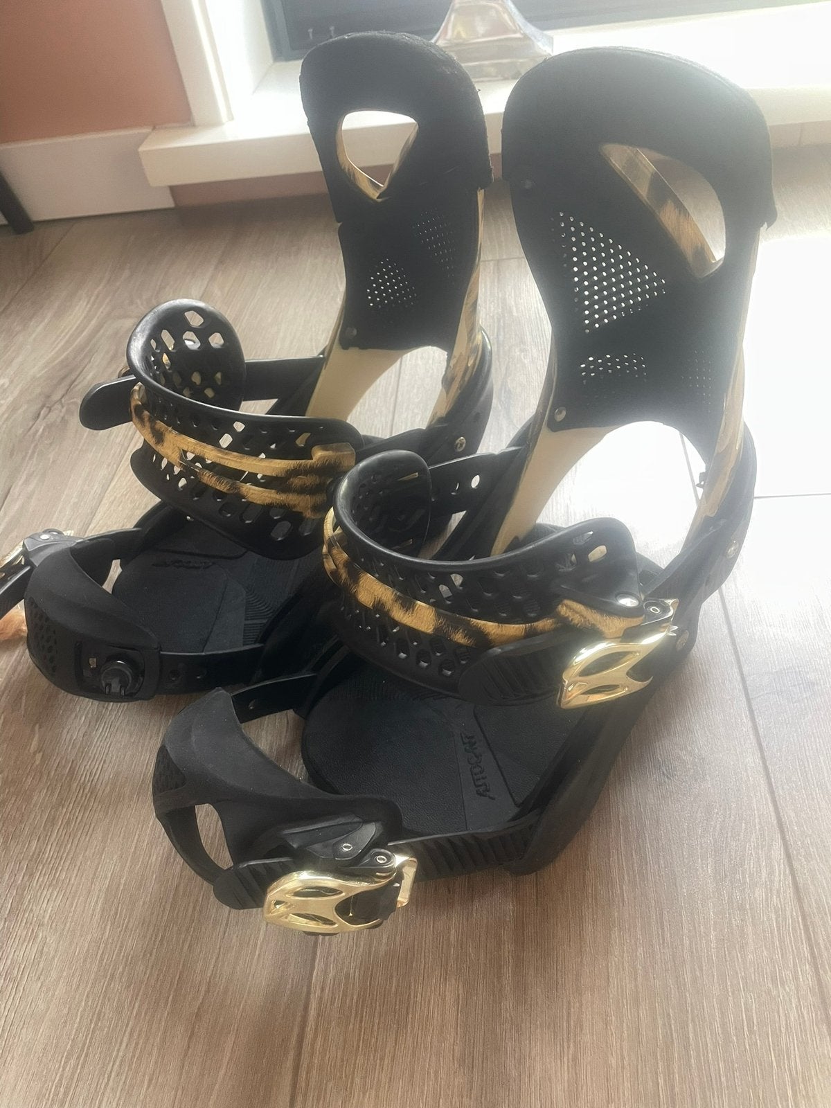Burton Lexa Re:flex snowboardbindingen cheetah, maat M, Ophalen of Verzenden, Zo goed als nieuw