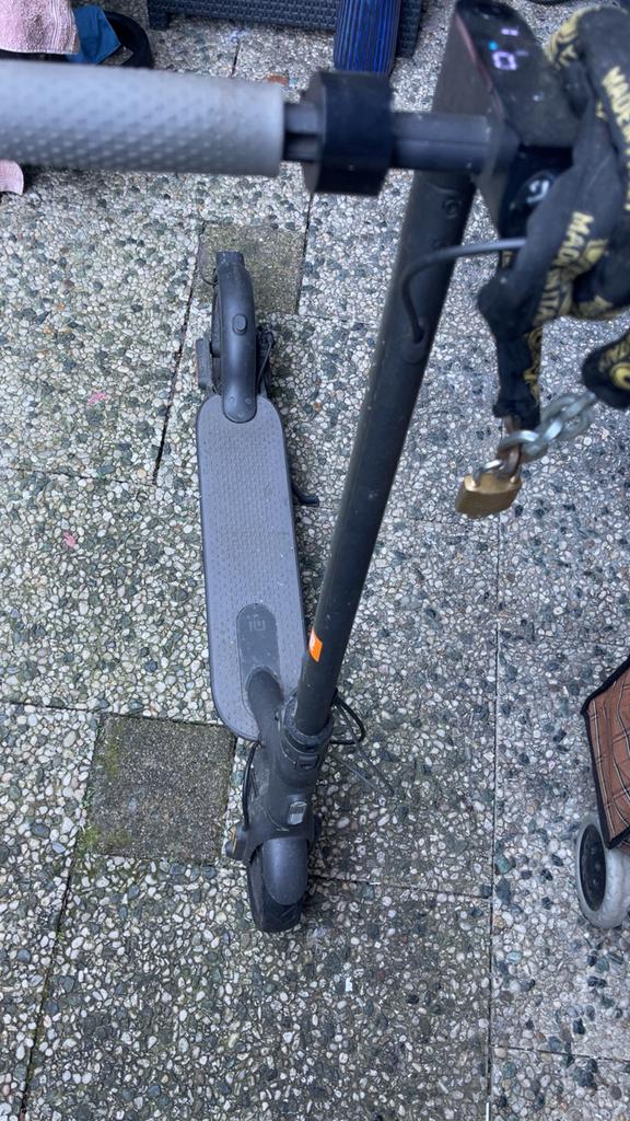 Elektrische step xiaomi, Fietsen en Brommers, Steps, Zo goed als nieuw, Elektrische step (E-scooter), Ophalen
