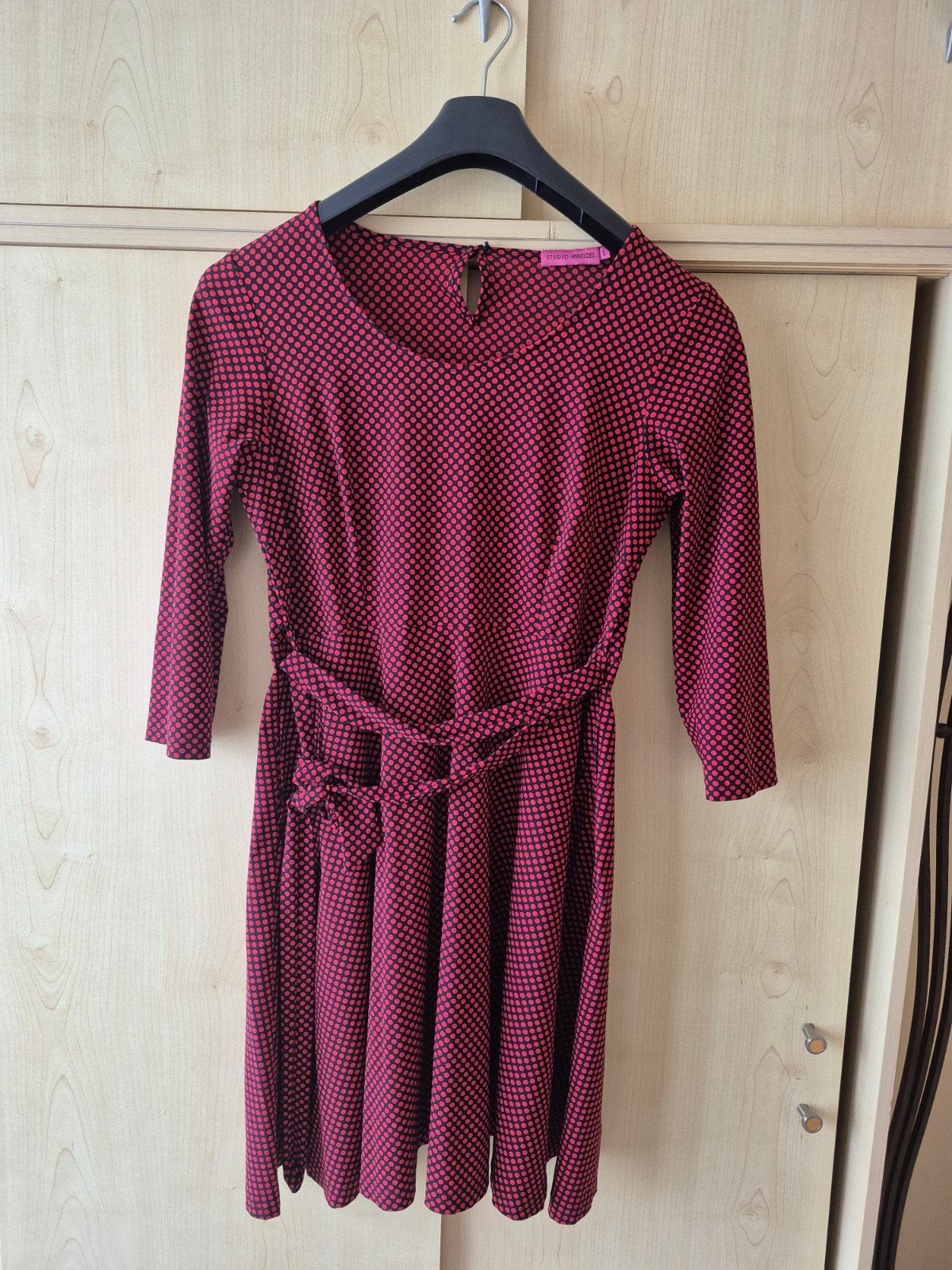 Studio Anneloes jurk met stippen, maat L, Kleding | Dames, Jurken, Zo goed als nieuw, Maat 42/44 (L), Rood, Onder de knie, Ophalen of Verzenden