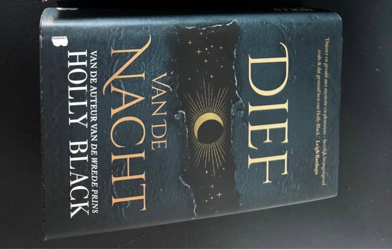 Dief van de Nacht - Holly Black (Limited Edition), Boeken, Fantasy, Ophalen, Zo goed als nieuw
