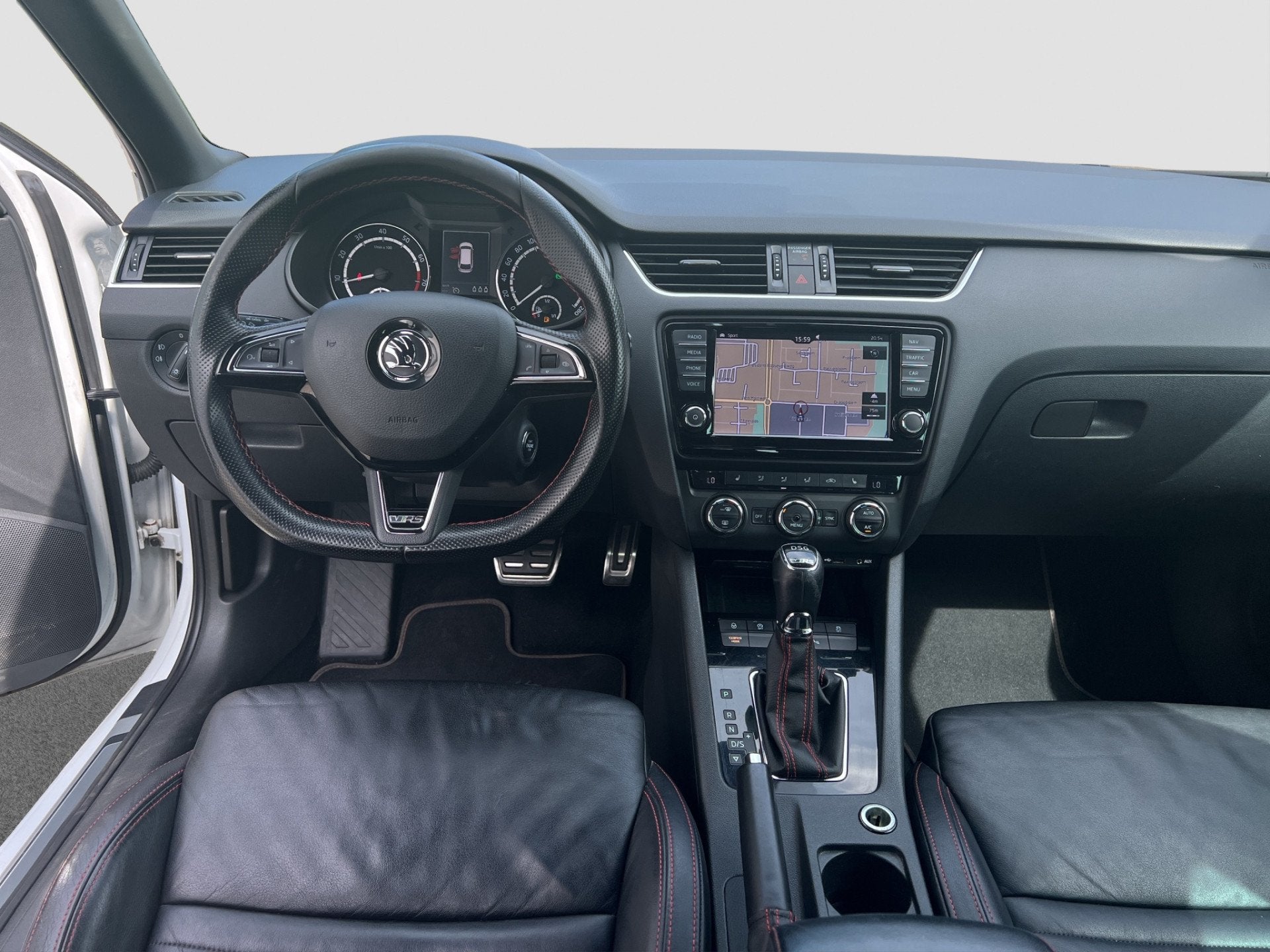 Skoda Octavia Combi 2.0 TSI RS 230 | Memory Stoelen | Stoelv, Auto's, 15 km/l, Gebruikt, Euro 6, 4 cilinders