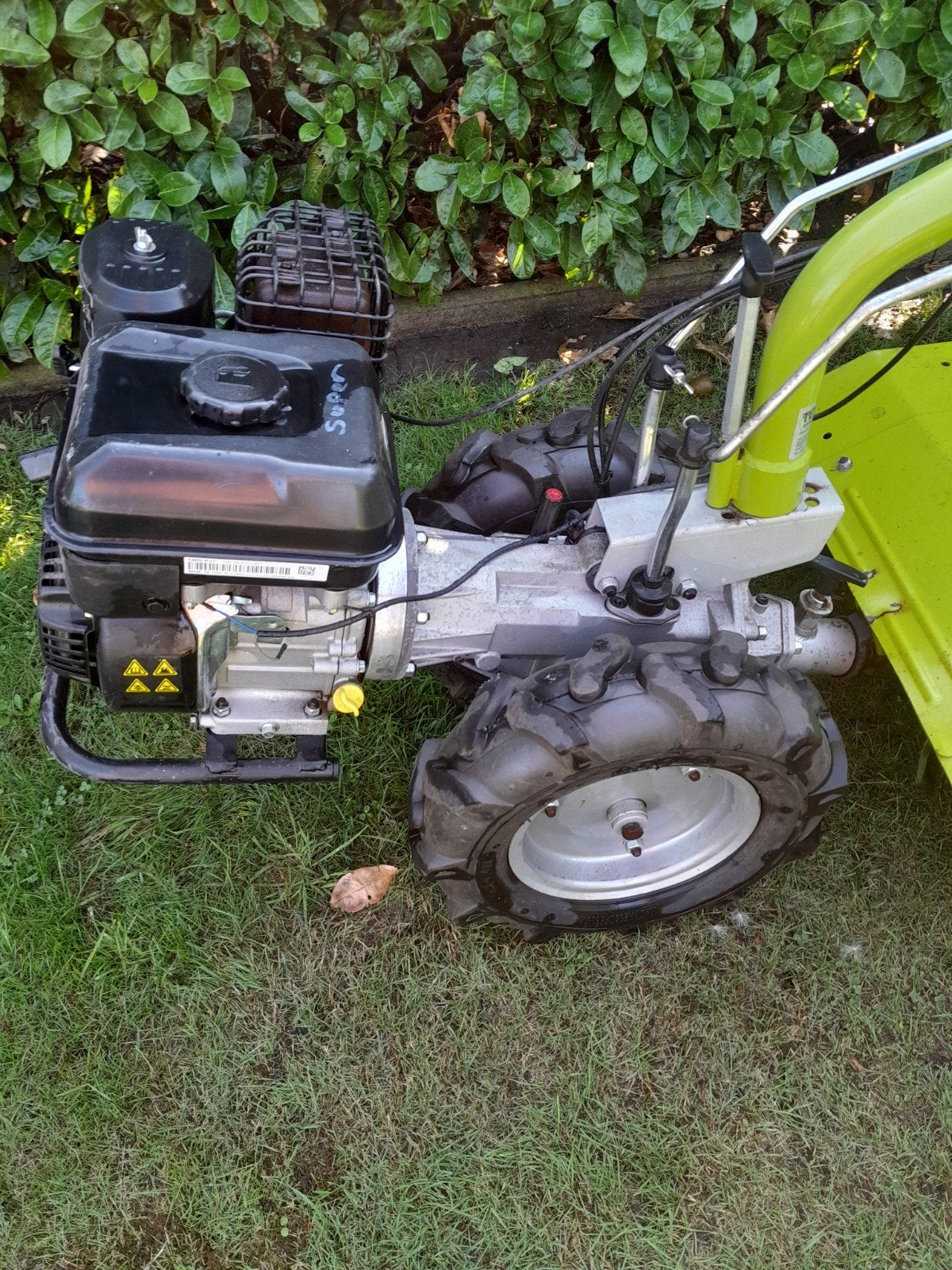 Eenassertraktor, meer mogelijkeden, als frees gebruikt, Ophalen, Gebruikt, Versnellingen, Balkmaaier
