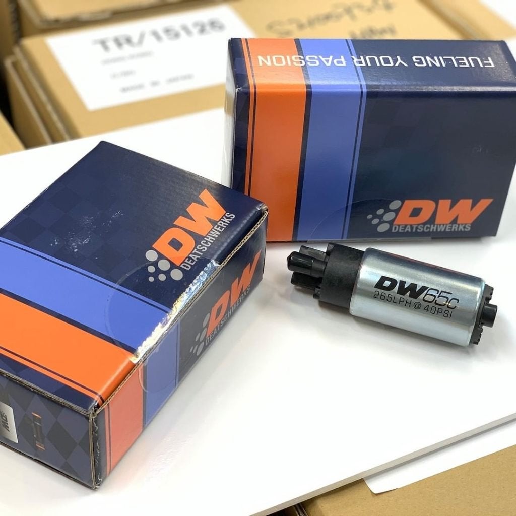 Deatschwerks injectoren injectors fuelpump brandstofpomp, Ophalen of Verzenden