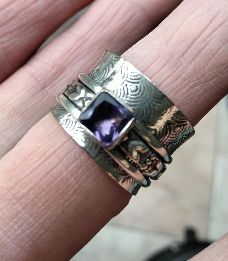Amethyst spinner ring maat 17,75, Sieraden, Tassen en Uiterlijk, Ringen, Verzenden, Paars, Nieuw, 17 tot 18