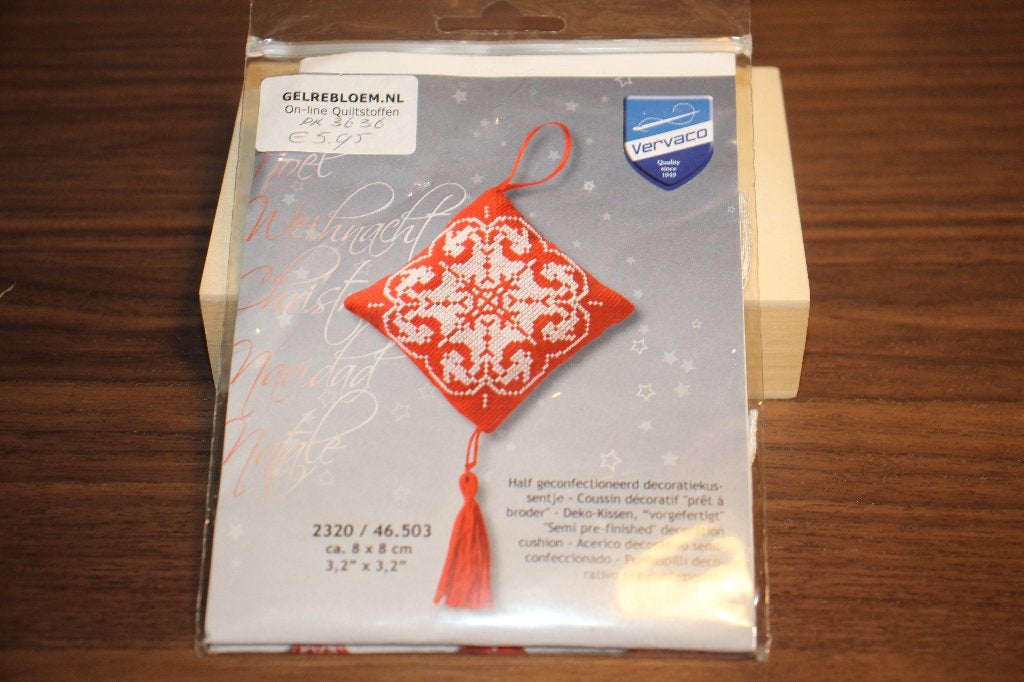 borduurpakket Decoratiekussentje rood wit DMC vervaco #4202, Ophalen of Verzenden, Nieuw, Handborduren, Borduurpakket