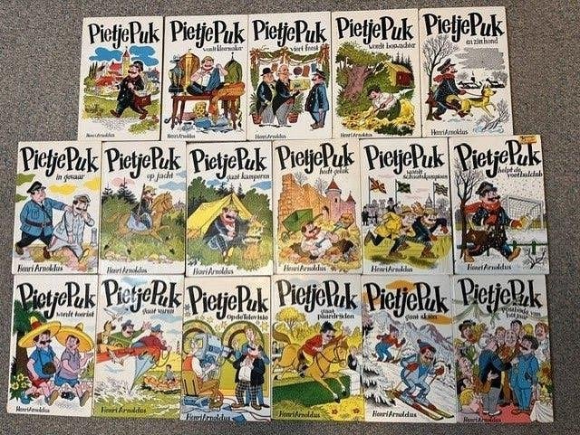 17x Pietje Puk boeken door H Arnoldus, Verzenden, Gelezen, Fictie algemeen