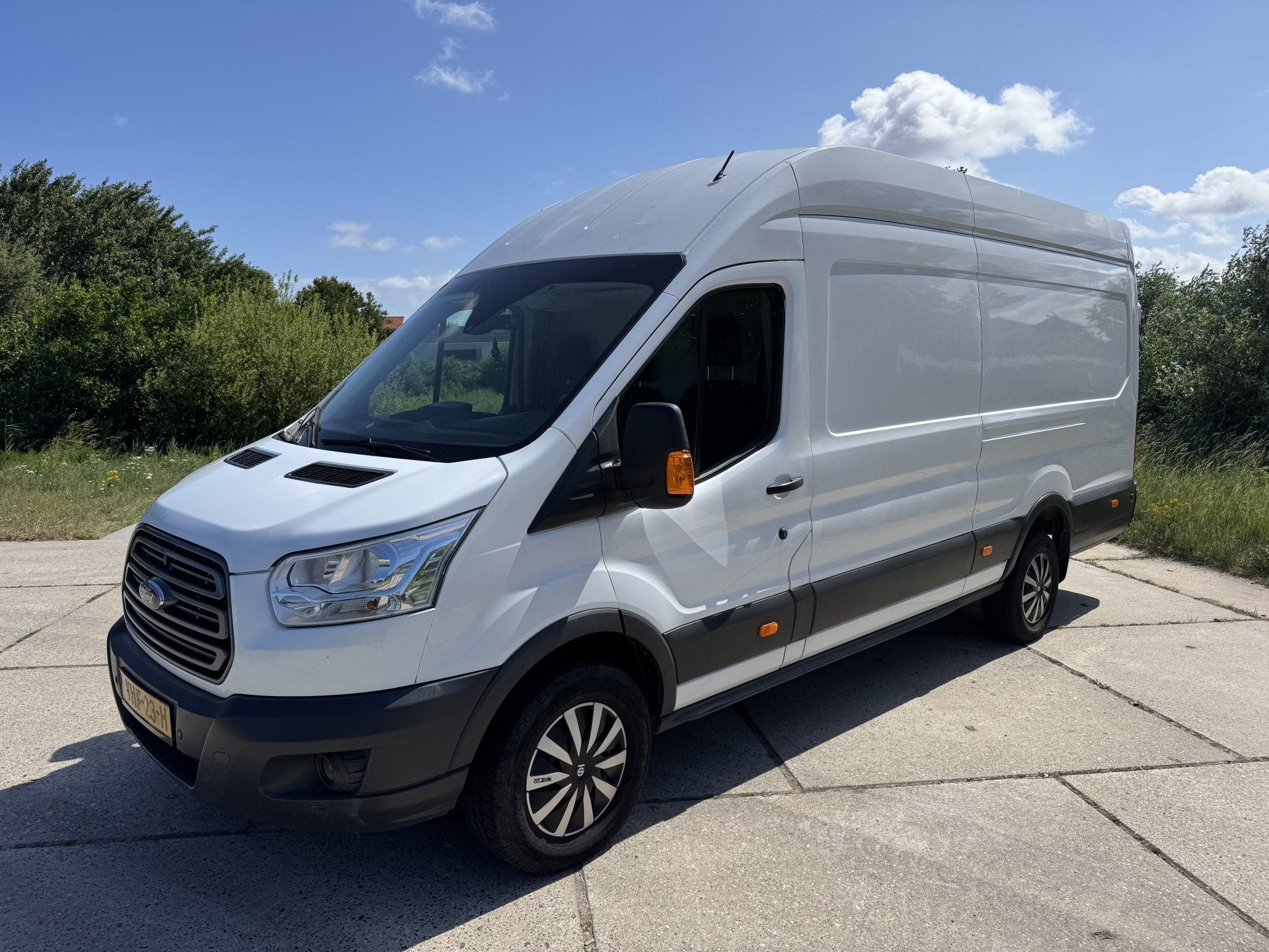 Ford Transit 350 2.0 TDCI L4 H3 131pk RWD airco EURO 6, Auto's, Bestelauto's, 13 km/l, 4 cilinders, Wit, Bedrijf