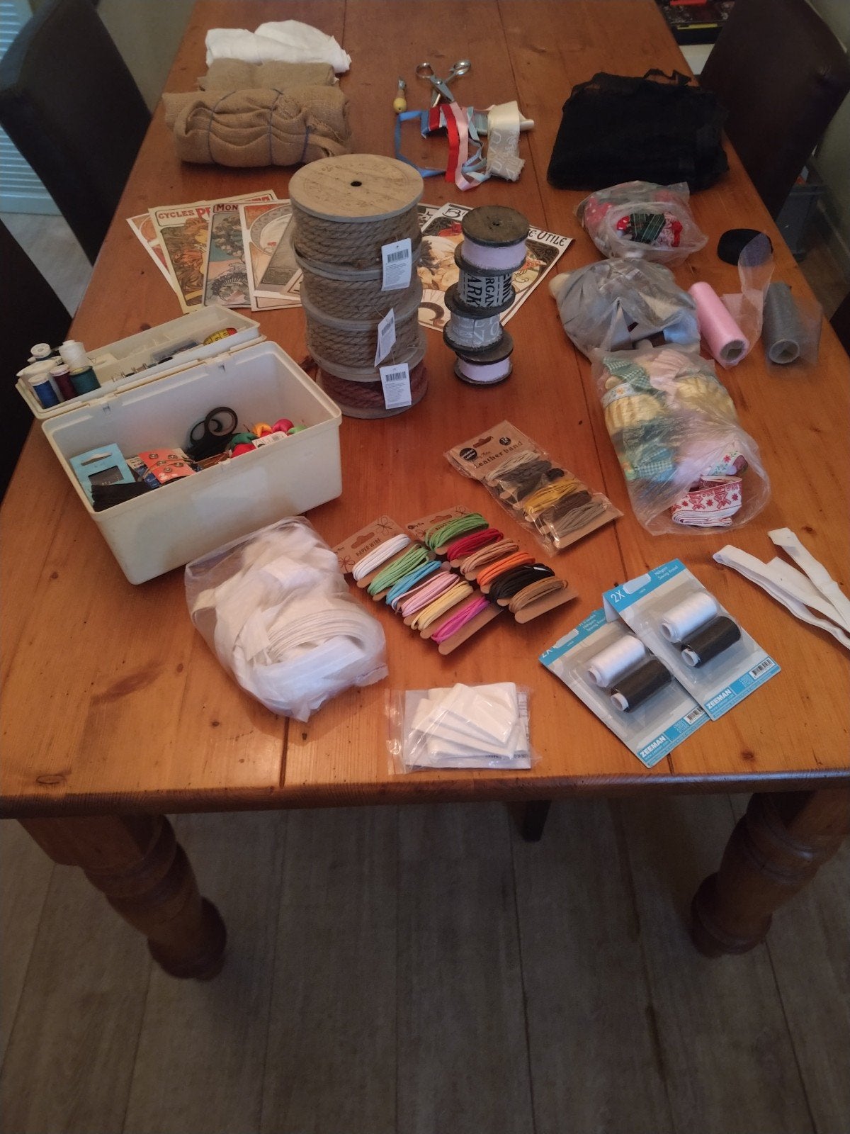 Grote partij fournituren en hobbyartikelen, Ophalen, Zo goed als nieuw, Garen of Naald(en)