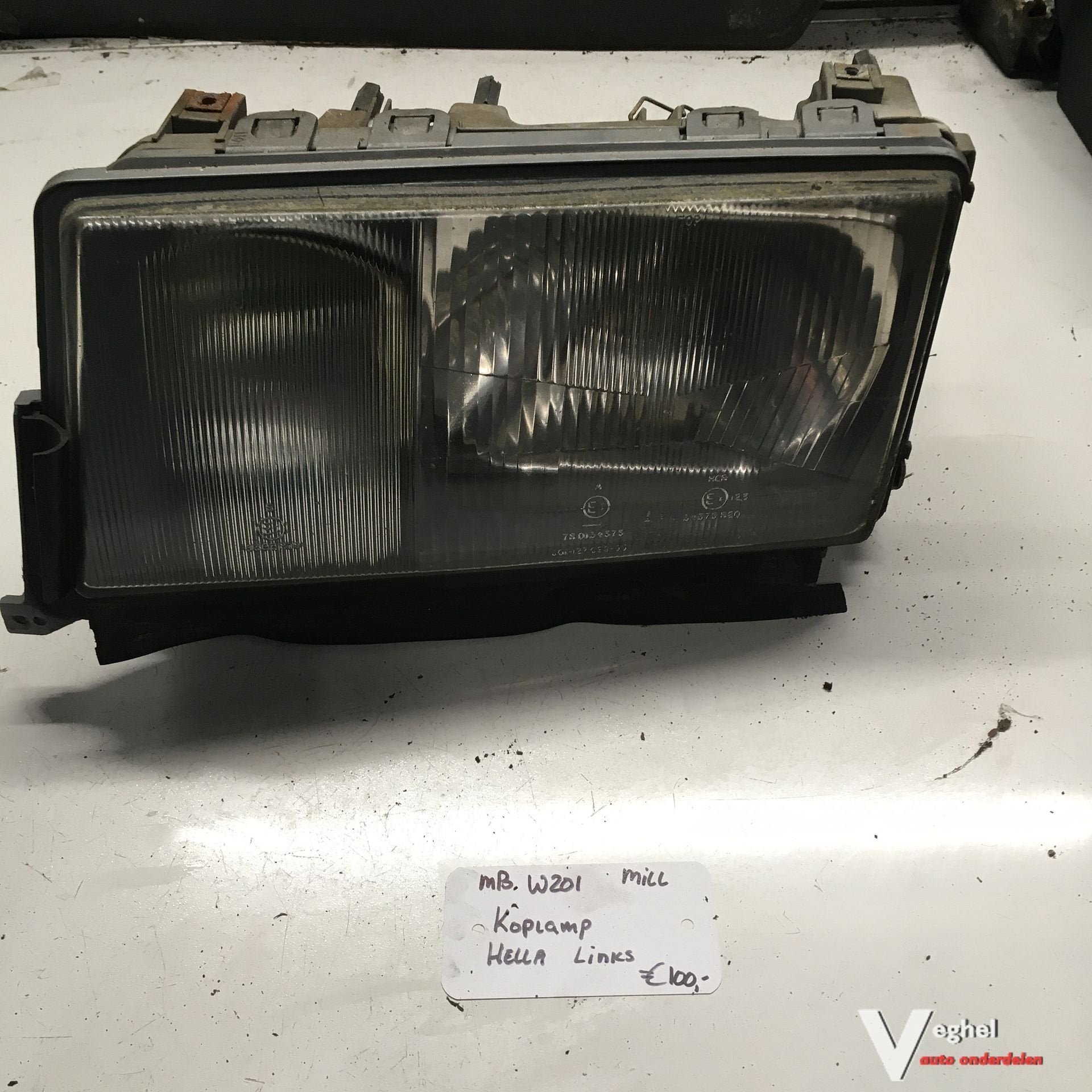 Mercedes W124  1986    Koplamp Hella   Linksvoor, Auto-onderdelen, Gebruikt, -, -, Ophalen of Verzenden