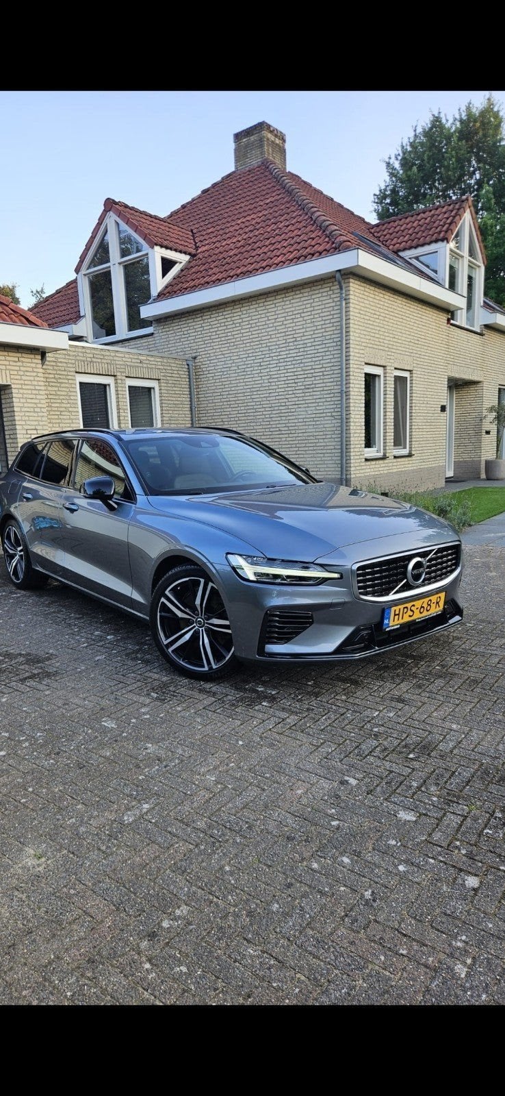 Volvo V60 T8 Twin Engine 390pk AWD Geartronic 2020 Grijs, Automaat, Zwart, Leder en Stof, Plug-in hybride