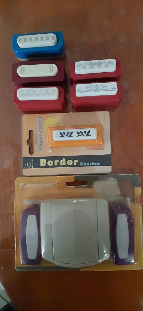Diverse kleine randponsen zie beschrijving., Hobby en Vrije tijd, Kaarten | Zelf maken, Ophalen of Verzenden, Nieuw, Overige thema's