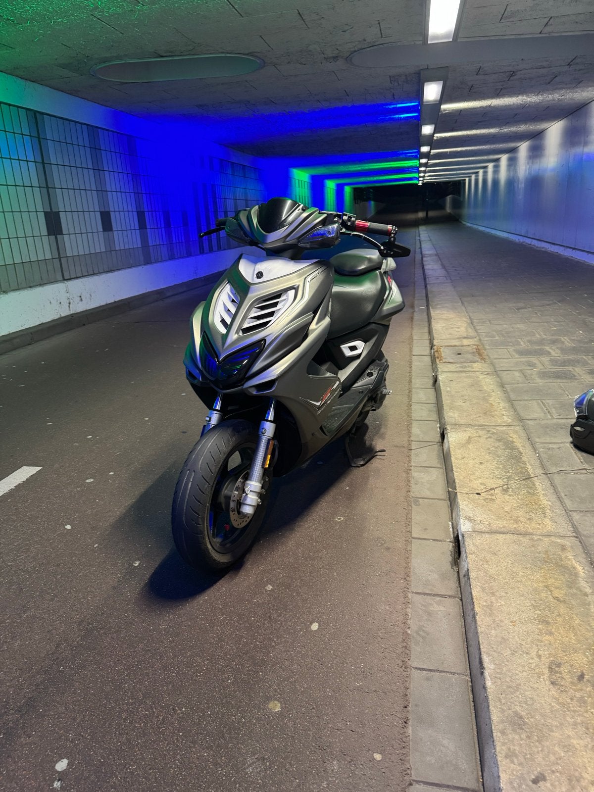 Yamaha Aerox 4t, Fietsen en Brommers, Snorfietsen en Snorscooters, Ophalen, Gebruikt, Benzine, Yamaha