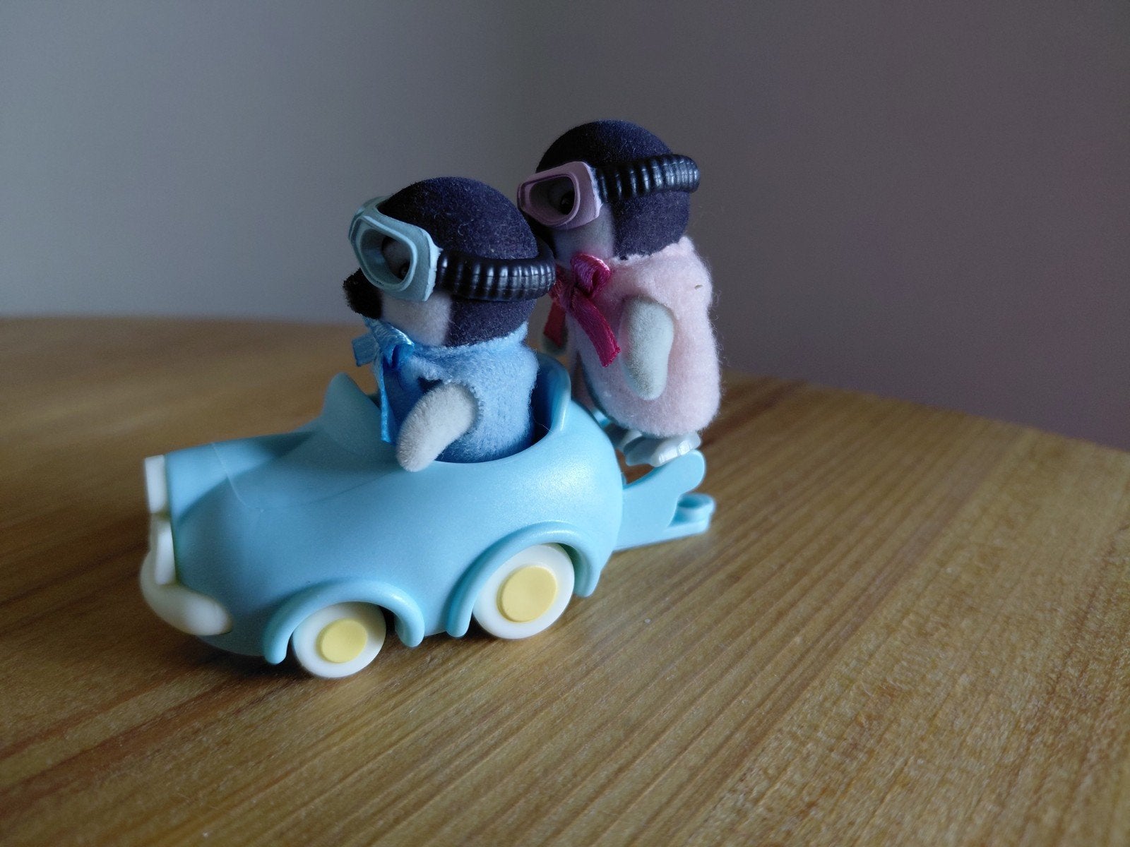 Sylvanian Families pinguïn babies/voertuig compleet/racen, Ophalen of Verzenden, Gebruikt
