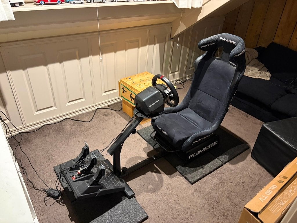 Playseat Evolution met stuur, Spelcomputers en Games, Spelcomputers | Sony PlayStation Consoles | Accessoires, Ophalen, Zo goed als nieuw