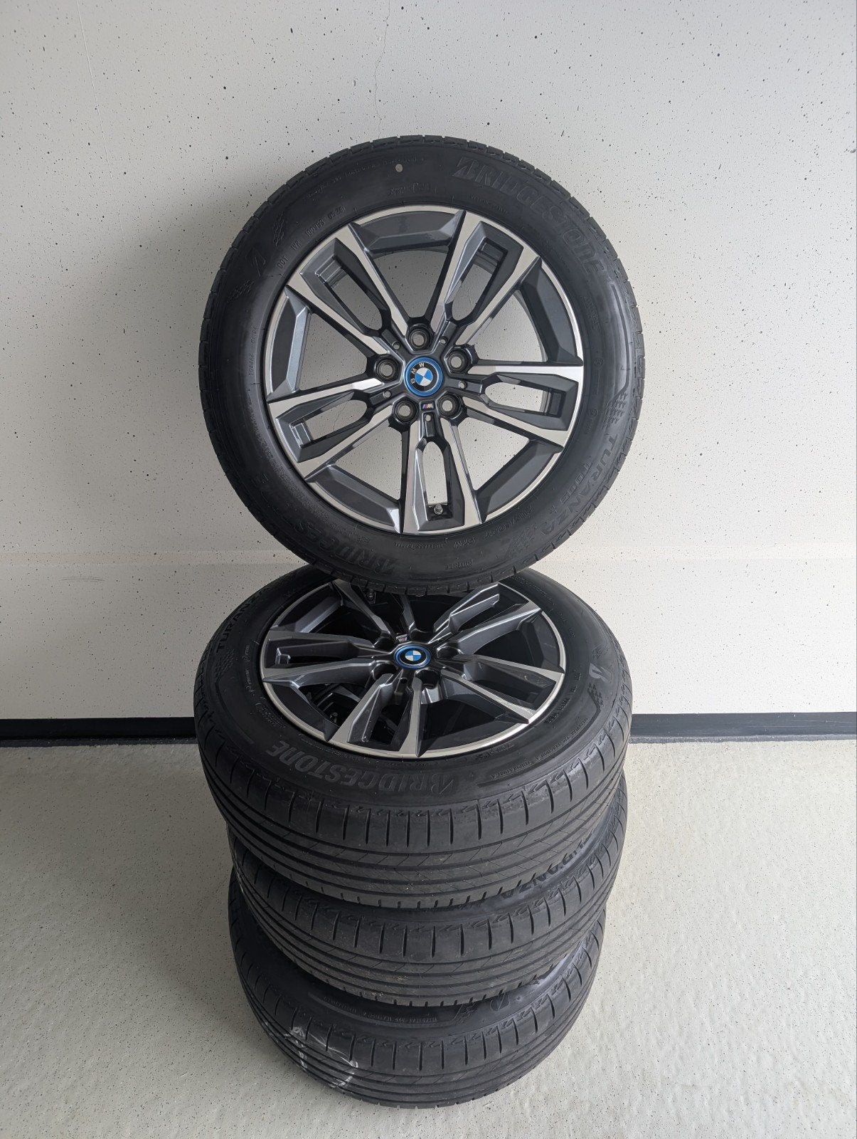 Zomerset 17" velgen +banden BMW U06 model  834m 205-60-17, Ophalen, Gebruikt, Banden en Velgen, 17 inch